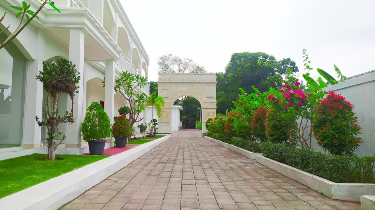 Puri Lovina Hotel Kültér fotó