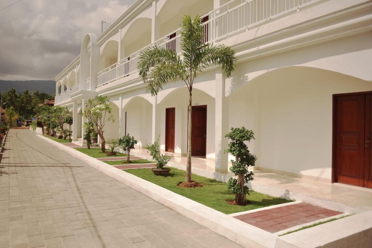 Puri Lovina Hotel Kültér fotó