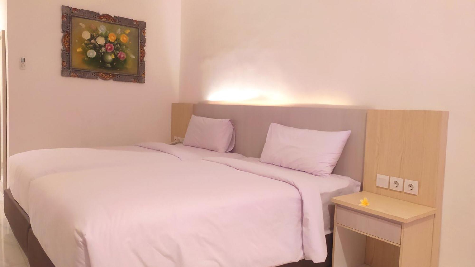 Puri Lovina Hotel Kültér fotó
