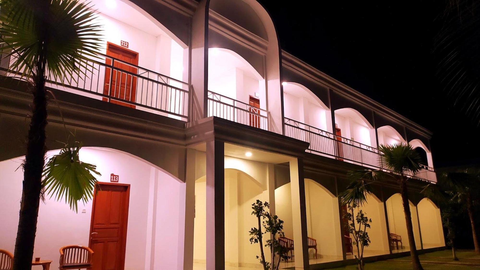 Puri Lovina Hotel Kültér fotó